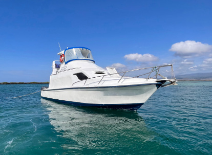 Barcos chamados ferry para o transporte entre as ilhas Galápagos.